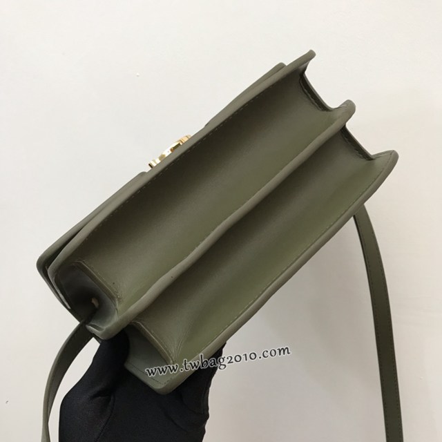 Burberry專門店新款小號TB專屬標識皮革鎖扣包 巴寶莉經典爆款皮革單肩斜背女包 yxb1376
